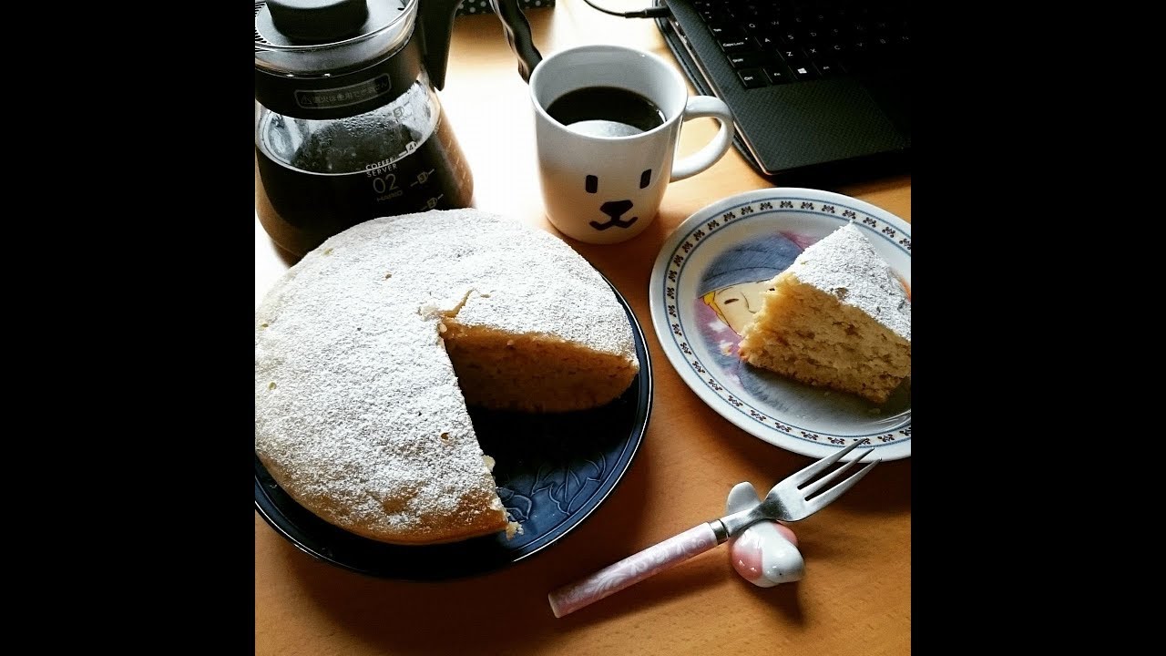How to make banana cake using a rice cooker (おいしい バナナ ケーキ) YouTube