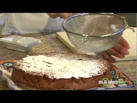 How to Make Traditional Apple & Honey Cake