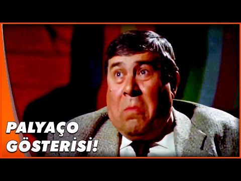 Görürsem Söylerim Ama Görmüyorum! | Çıngıraklı Top Türk Komedi Filmi