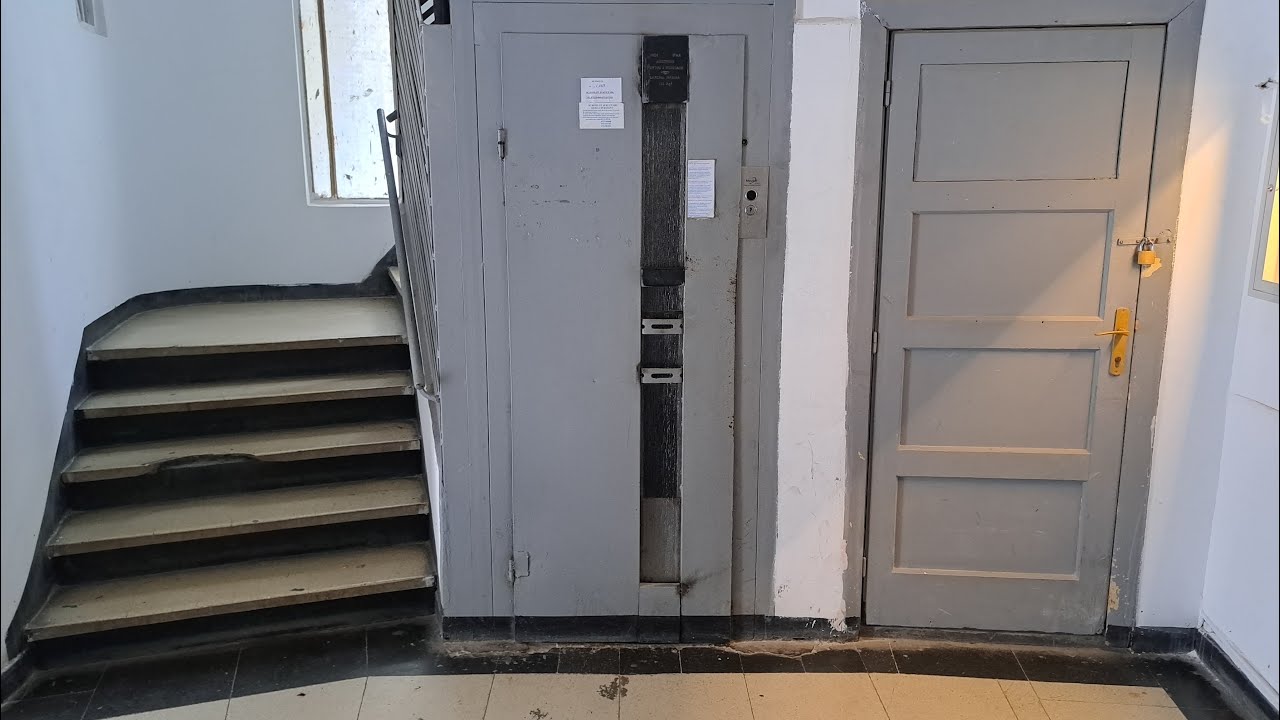 Old IFMA traction elevator (refurbished) @ Strada George Enescu, no. 7, Bucharest, Romania