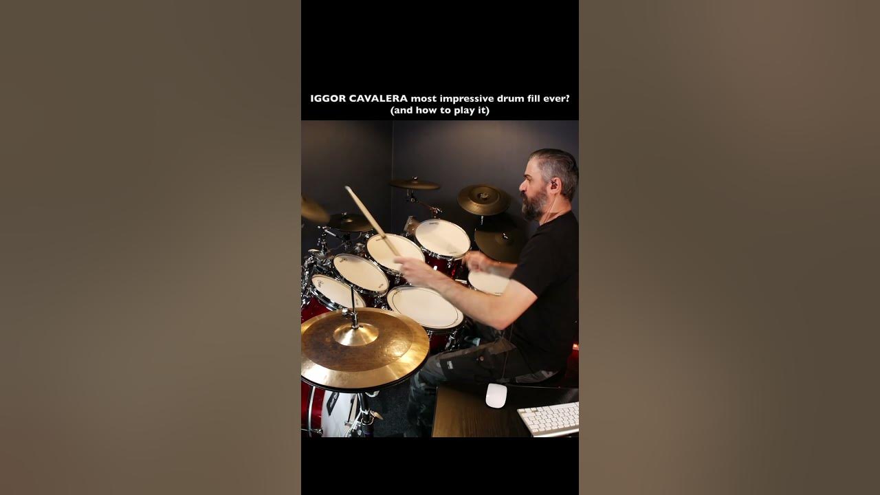 THE MOST IMPRESSIVE DRUM SOLO IN THRASH METAL MUSIC? IGGOR CAVALERA - SYMPTOM OF THE UNIVERSE -
