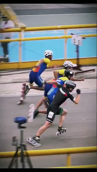 hampir jatuh dan kecelakaan #sepaturoda #inlineskate #speedskating #speedskate #rollerblade #atlit