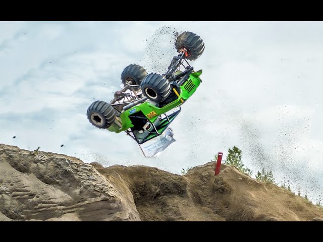 CRASH COMPILATION World Championship Formula Offroad!