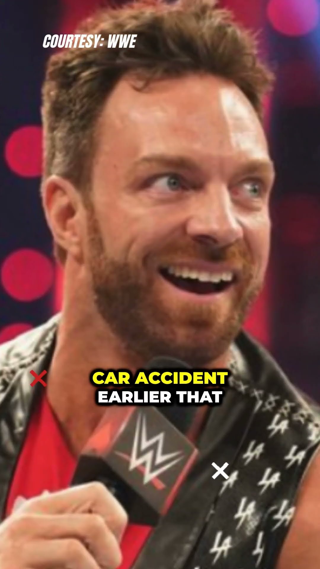 La Knight wrestles post-accident! What’s his WrestleMania plan #LaKnight #WrestleMania #WWE #shorts