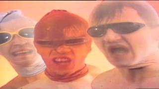 Akron Mural Relives the Memory of DEVO