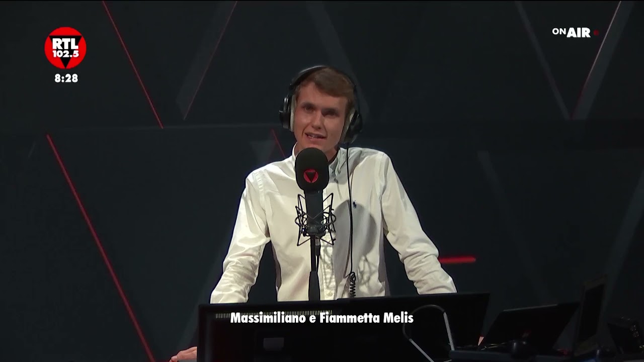 Massimiliano E Fiammetta Melis La Dad Al Pascolo In Montagna YouTube