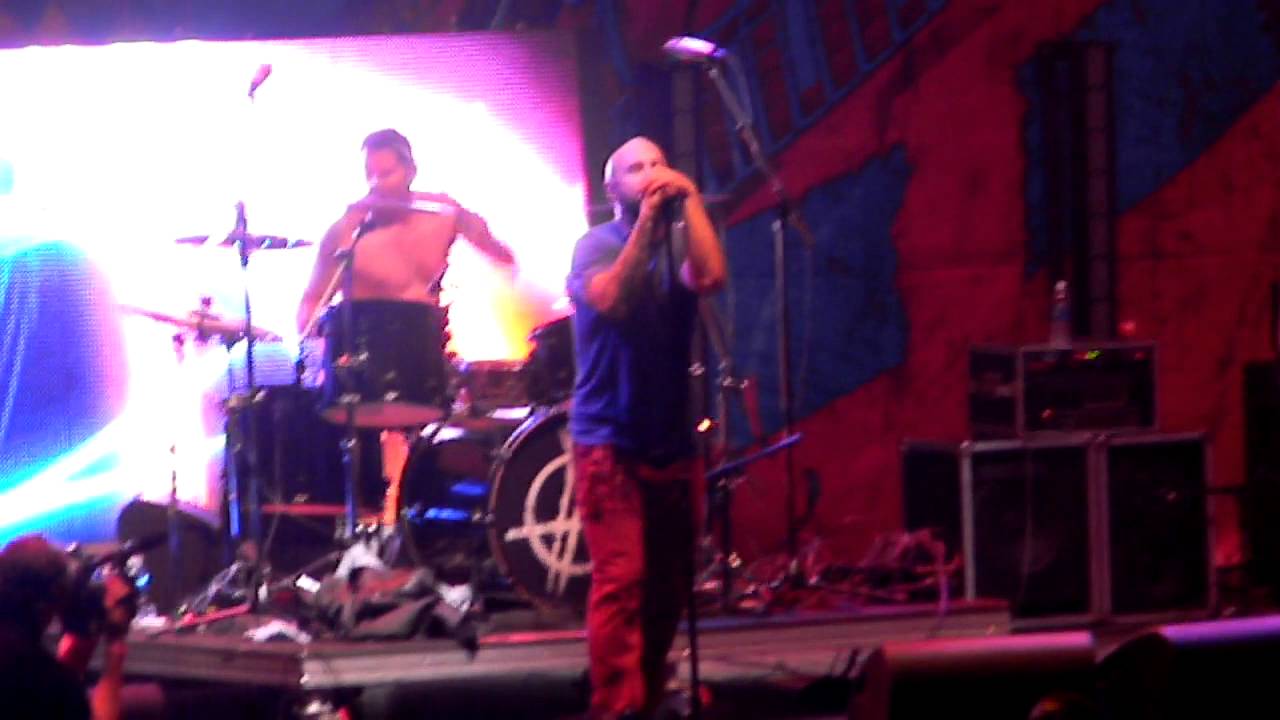 Audio Addiction - Dangerous (Live @Wrex The Halls 2012)