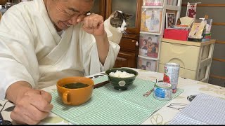 猫使い住職。おかず欲しいよう。