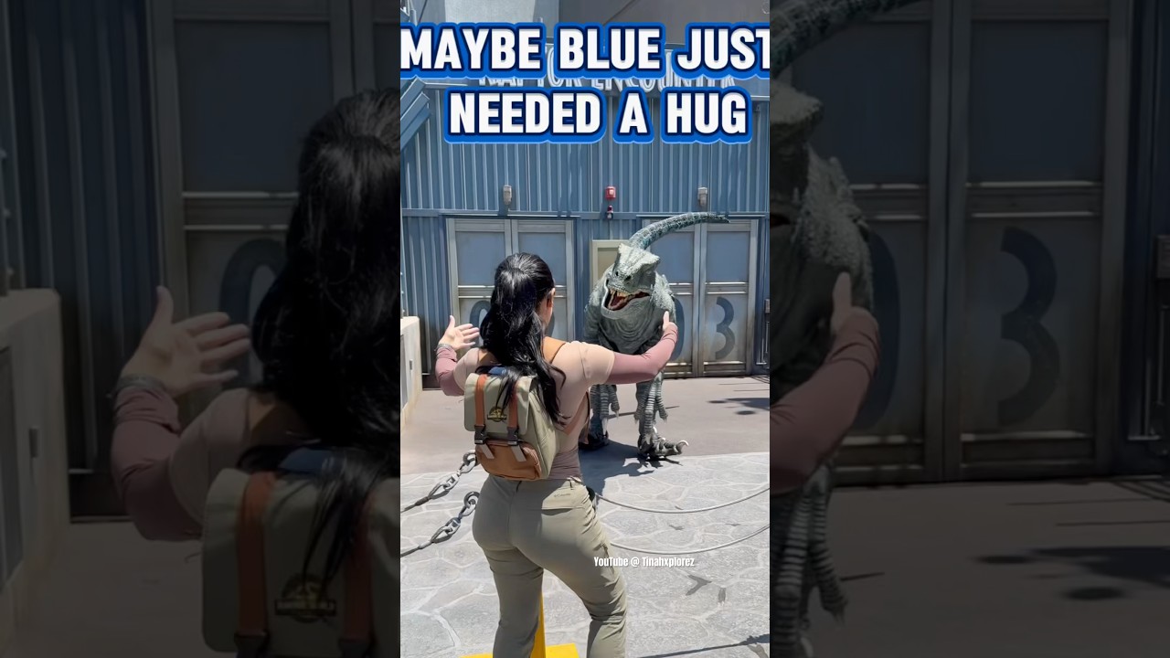 Training dinosaurs on my free time #jurassicpark #jurassicparkrebirth #viralshort #foryou