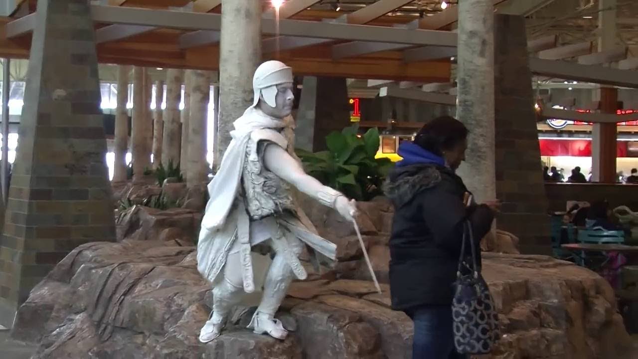 CHINESE HUMAN STATUE PRANK YouTube