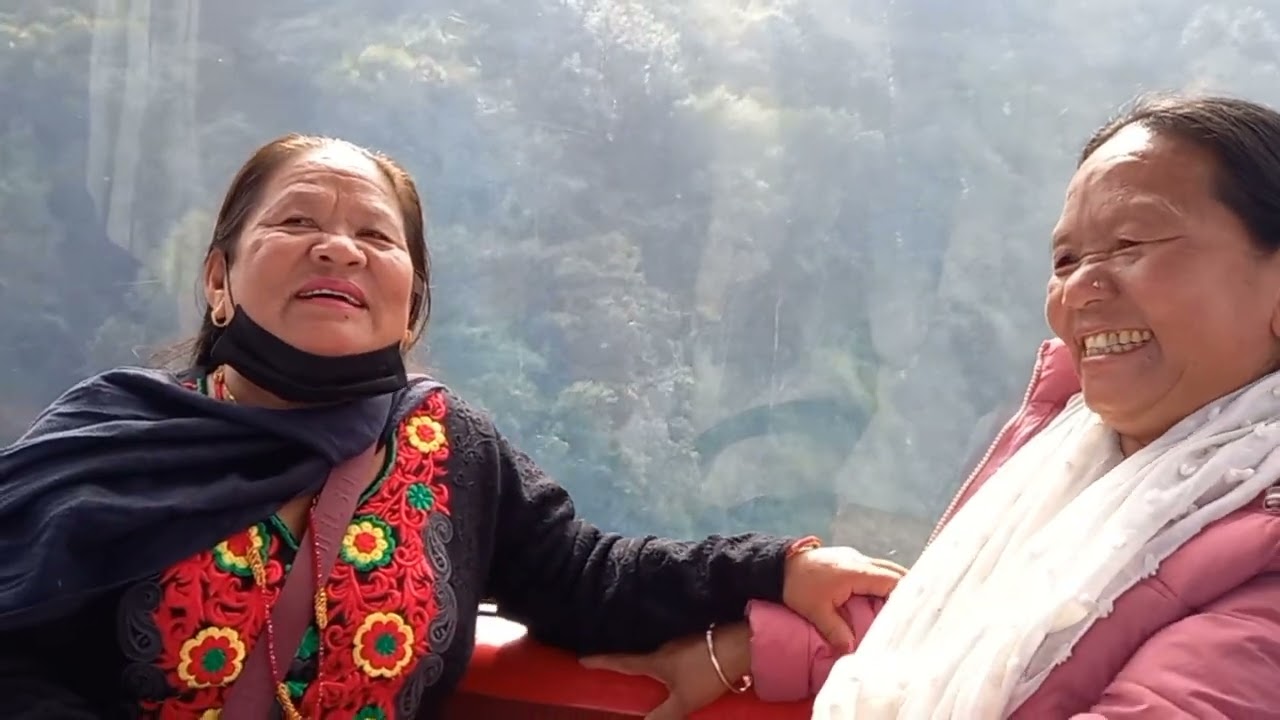 family sanga pahilo choti chandragiri ghumgham gariyeko ramailo bhayo