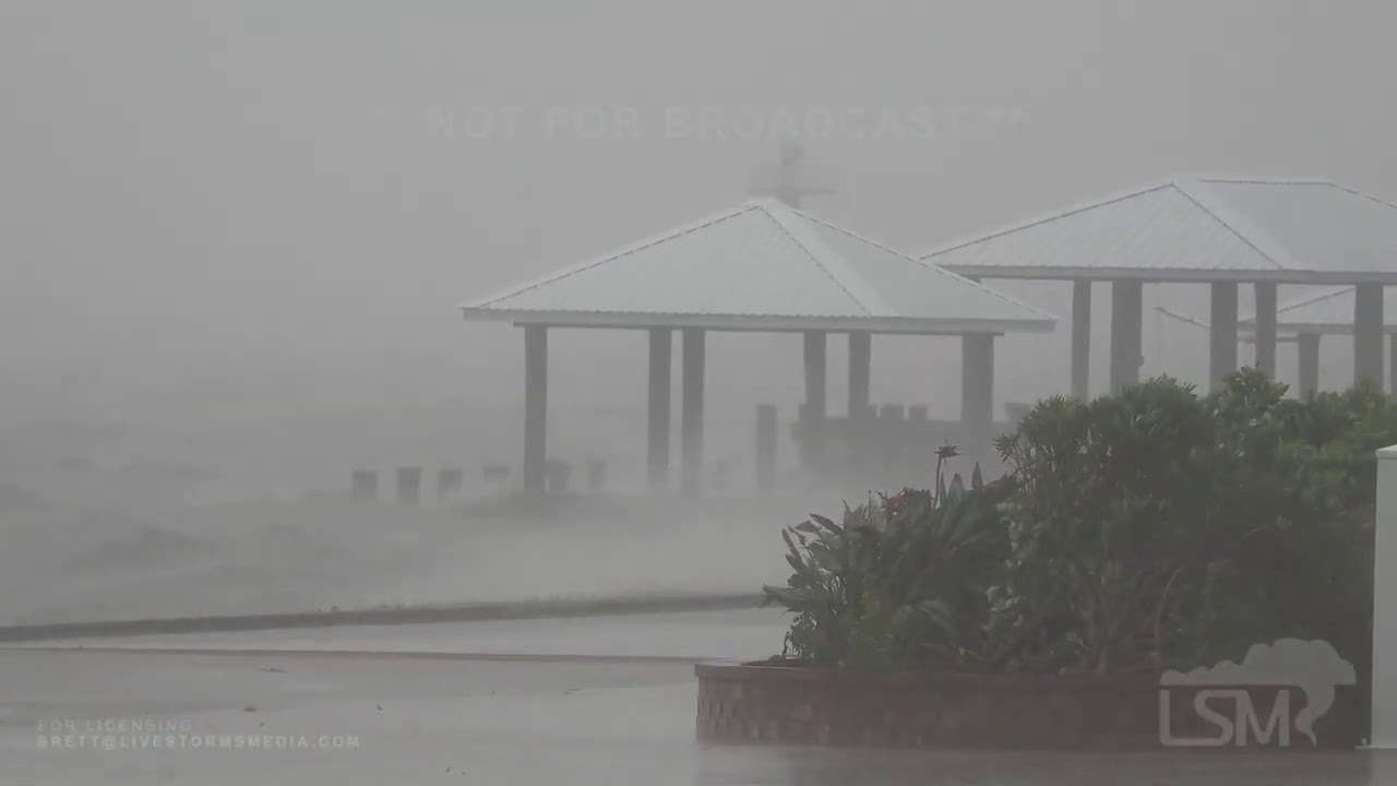 1092020 Cypremort Point, La Hurricane Delta waves crashing on seawall, surge beginning YouTube