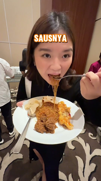 makan apa aja! #kuliner #food #kondangan #nikahan #adayinmylife #minivlog #shorts #youtubeshorts