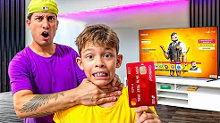 COMPREI O NOVO PASSE DE BATALHA DO FORTNITE COM O CARTÃO DO MEU PAI