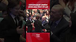 Cumhurbaşkanı Erdoğan Çocuklarla Türkü Söyledi