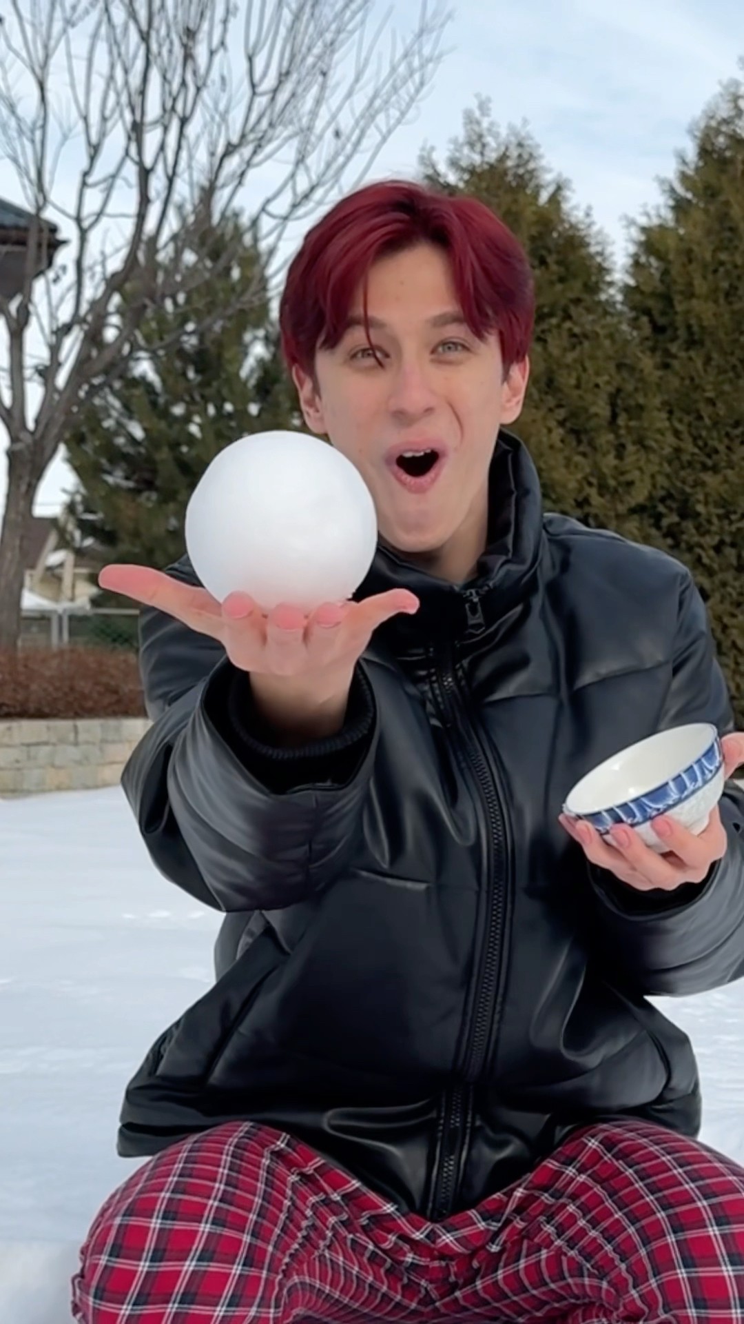 How to make a PERFECT SNOWBALL ❄️