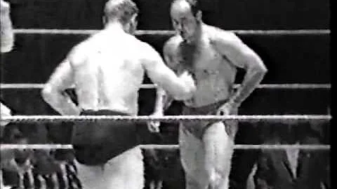 Verne Gagne vs Hans Schmidt 1960's Buffalo profess...