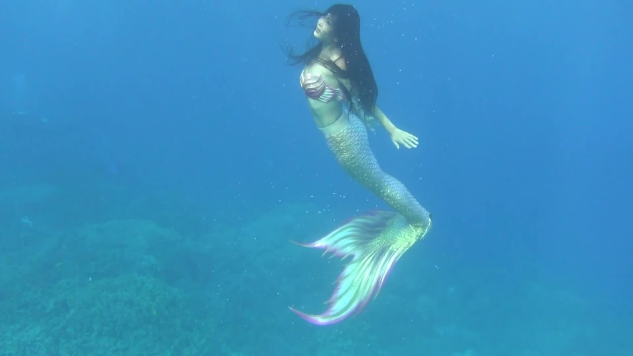 Mermaid Syrena & Finfolk Productions: Honaunau, Hawaii