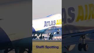 #shorts Boeing 747 landing Atlas Air touchdown #aviation #planespotting