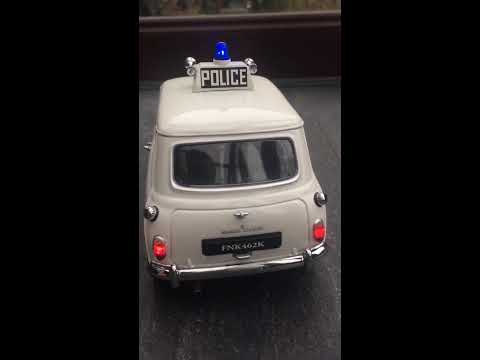police-mini-cooper-1968