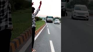 short# video #morning #time# viral# song #short #video #Truck safar #🛣️🛣️🛣️#🚛🚒🚛🚒🚒🚛