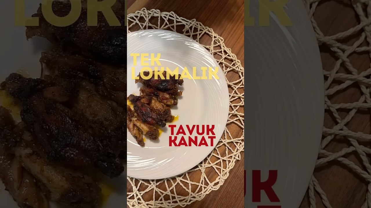 Tek lokmalık fırında tavuk kanat tarifi | Yedikçe yedirecek hem pratik hem lezzetli! #shorts Tek lokmalık fırında tavuk kanat tarifi | Yedikçe yedirecek hem pratik hem lezzetli! #shorts