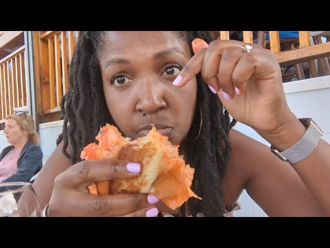Best Lobster Roll in Martha's Vineyard