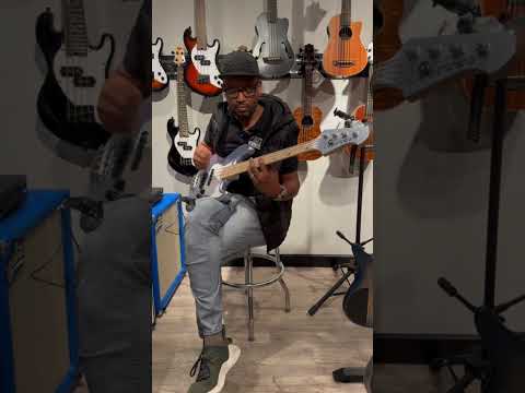 ¡Probando el nuevo AMPLUG3 de @AguilarAmplification !