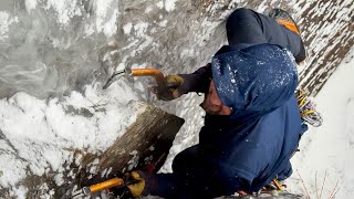 Climbing the Puffin, Frankenstein Cliff | New Hampshire Ice Climbing