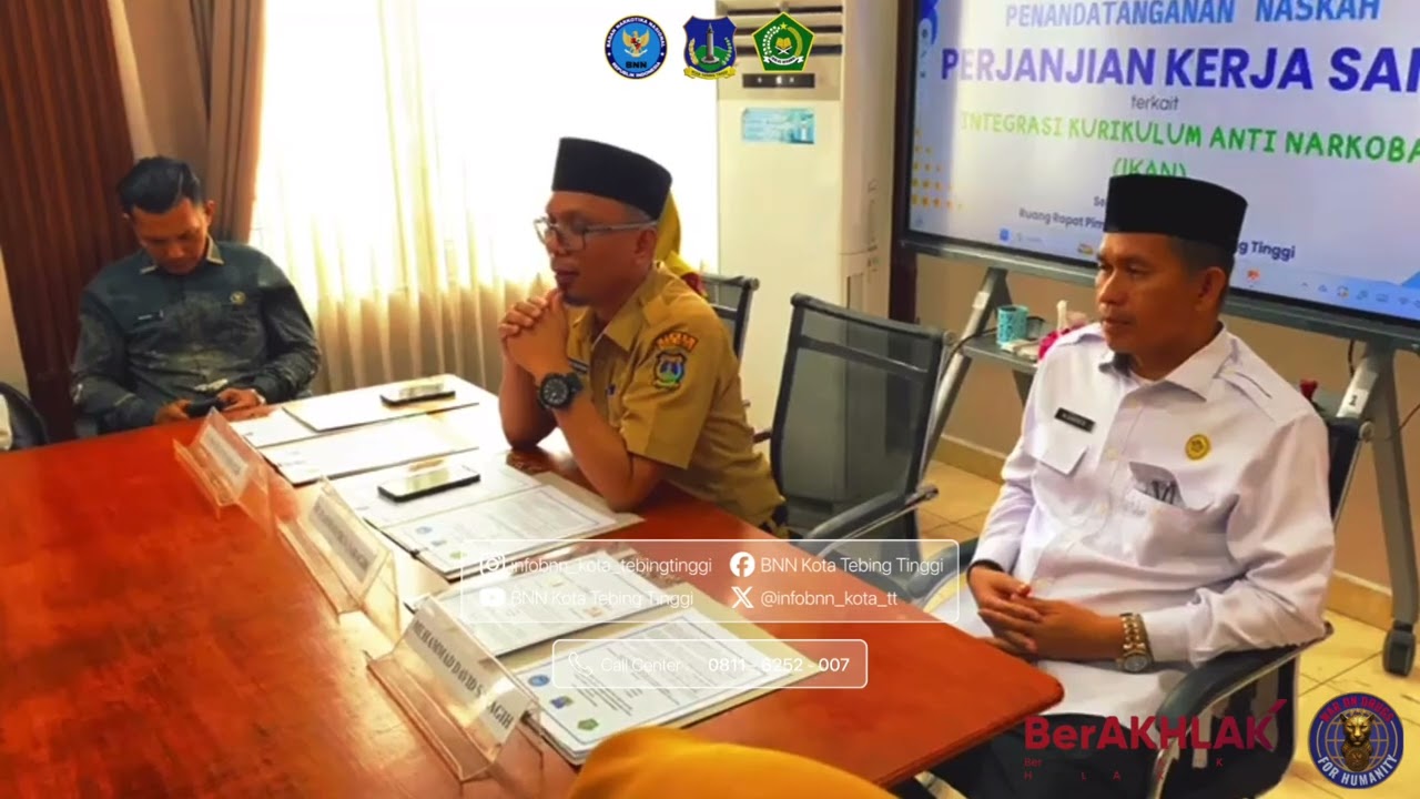 Penandatanganan MOU terkait IKAN bersama DisdikBud dan Kemenag Kota Tebing Tinggi.