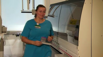 Video   UR Handling Test Tubes in Lab Automation