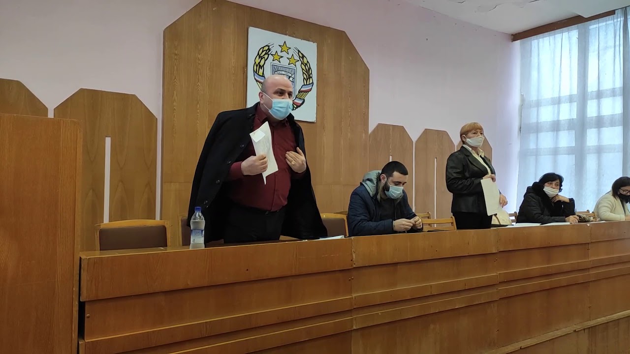 Примар города Вулканешты призвал советников не сокращать специалистов