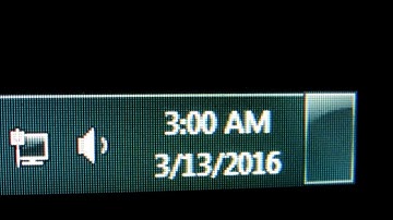 🌷Spring ahead daylight saving time computer clock change 3/13/2016🌷