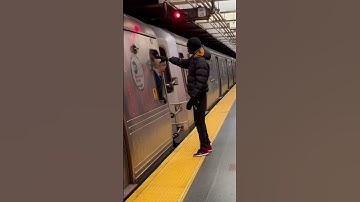 Thumbnail of 😳MTA CONDUCTOR 🫳🏾🧑🏼‍🦲 IG(comedyrelic) #shorts #comedyrelic