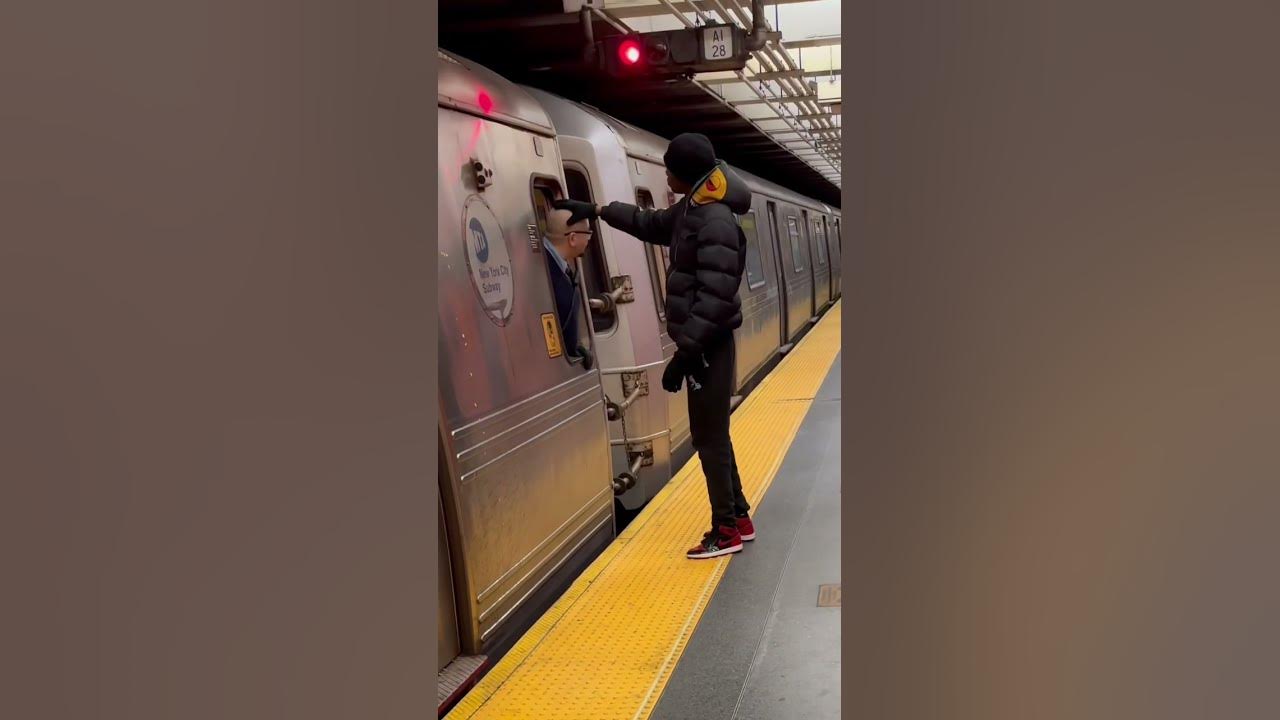 😳MTA CONDUCTOR 🫳🏾🧑🏼‍🦲 IG(comedyrelic) #shorts #comedyrelic