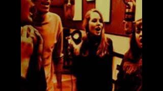 The Mamas & The Papas - Somebody Groovy (If You can believe your eyes and ears) 1966