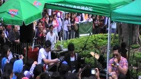 cover kehadiran boomerang