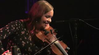 Rachel Davis and Darren McMullen live at Celtic Colours International Festival Resimi