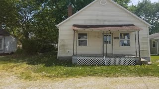 418 Indiana, Westville, IL Presented by Andrea Calamari.