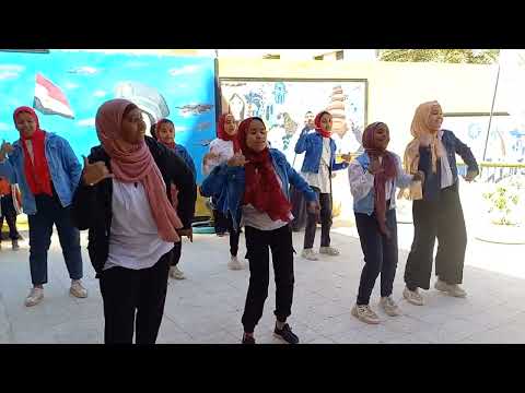 الو الو احنا هنا ونجحنا اه فالمدرسه