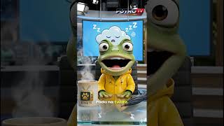 Najbardziej mokry suchar w Futro TV! ⛈️🐸 #funny #shorts