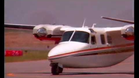 Bob Hoover - Shrike Commander 500S  - 1986 Denver Full Flight HD