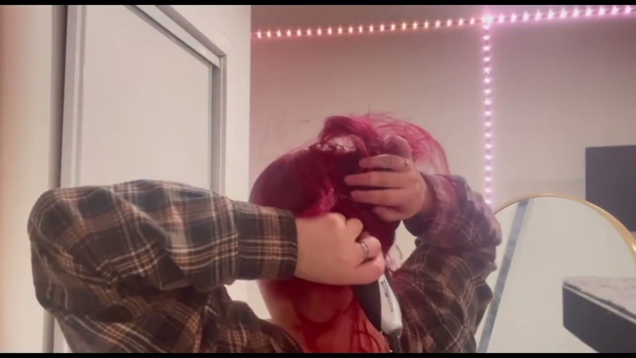 Voluptuous Vixen Shaves Her Head Completely Bald! (Free Headshave Video)