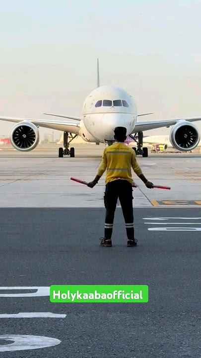 Saudi airlines makkah live madina live naat umrah shorts #madina #makkah #airport #airlines hajj2024