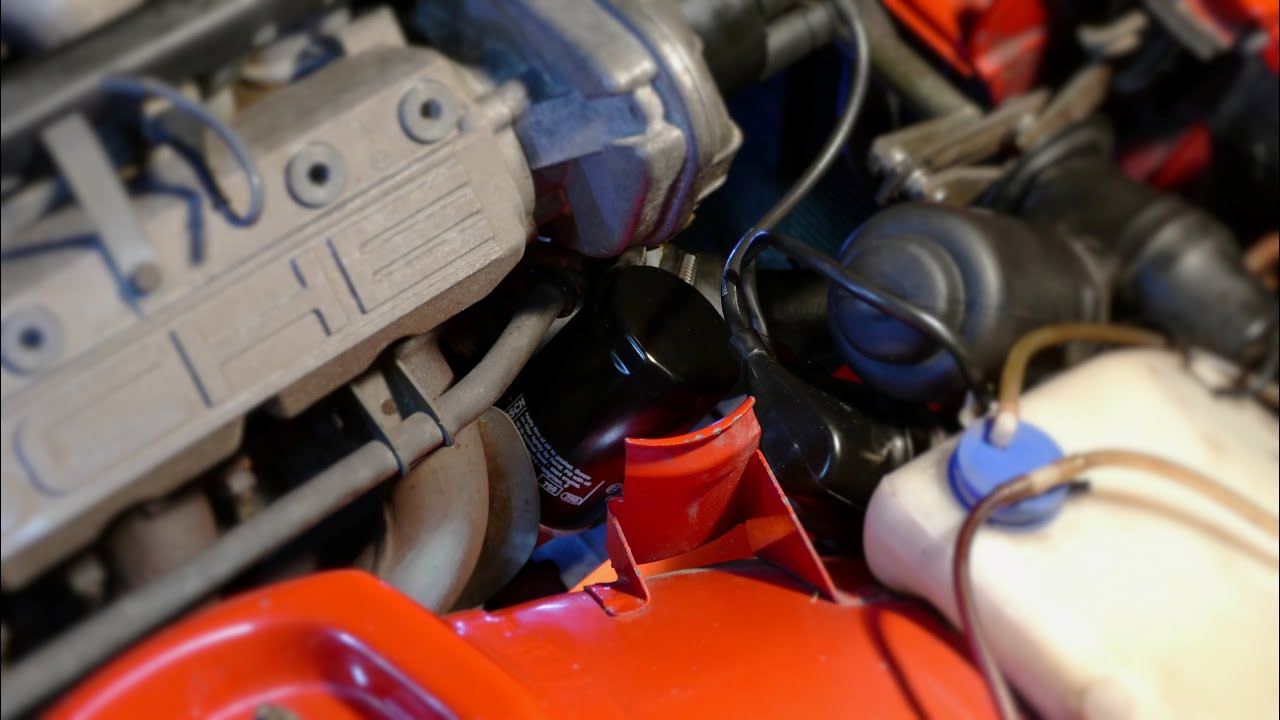 Porsche 944 Oil Change - YouTube