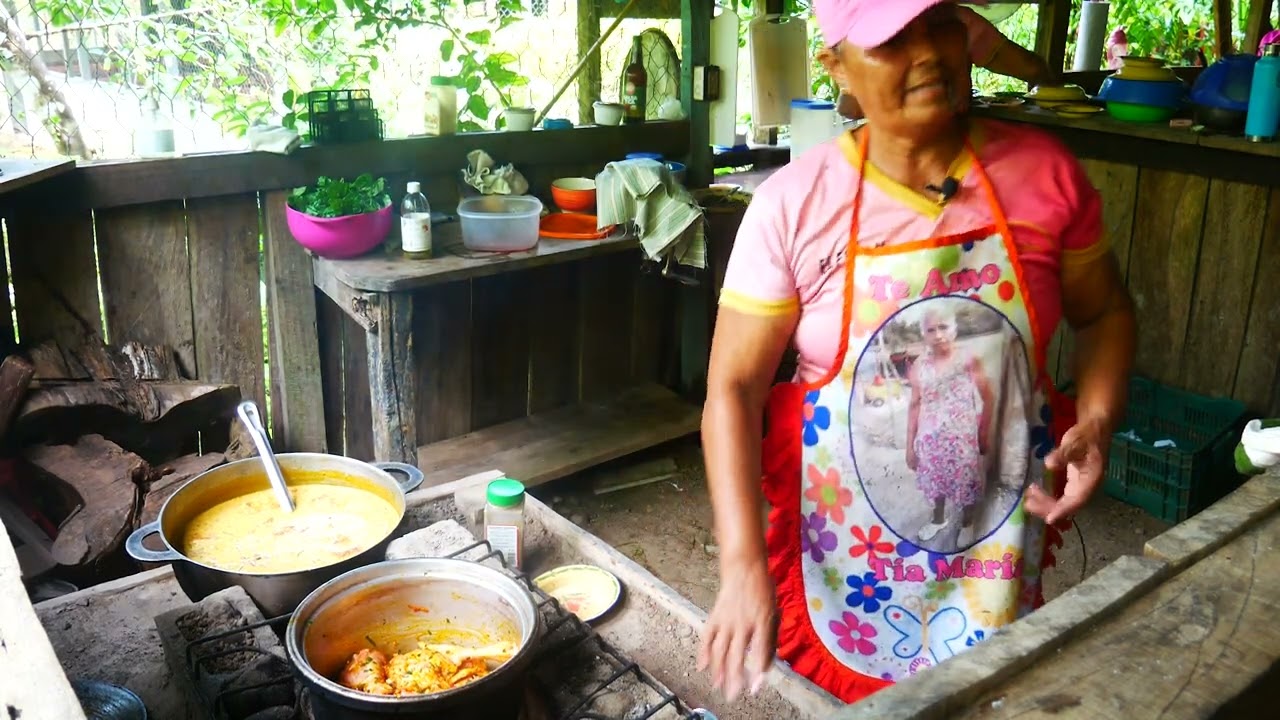 Pollo Chotado | Chicken with Achiote - con El Fogón de La Abuela