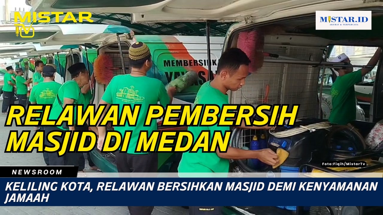Keliling Kota, Relawan Bersihkan Masjid Demi Kenyamanan Jamaah