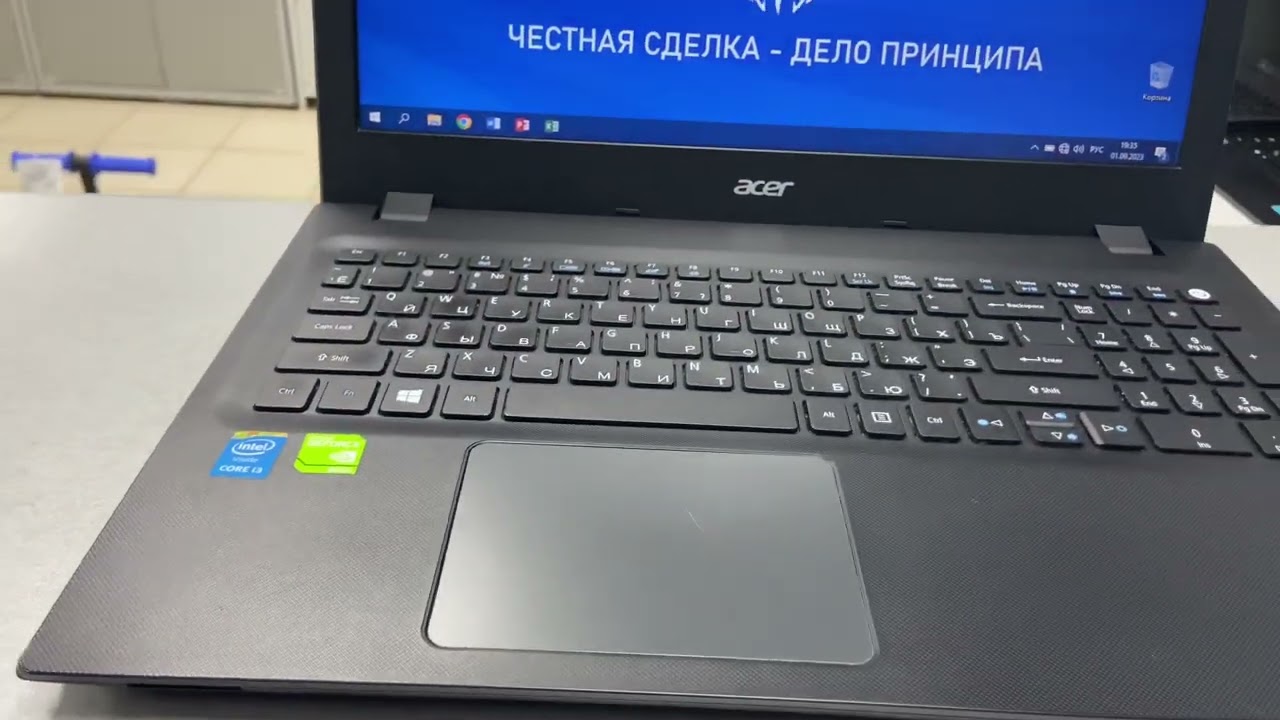 Ноутбук Acer EX 2511 Intel core i3-5005u/4/256ssd/GT 940M