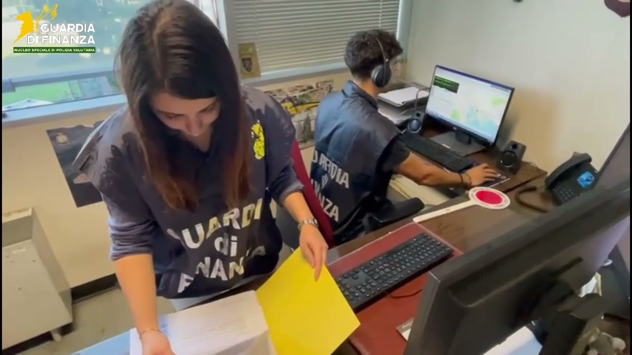 Truffe online, conti svuotati: due arresti. Perquisizioni anche a Potenza