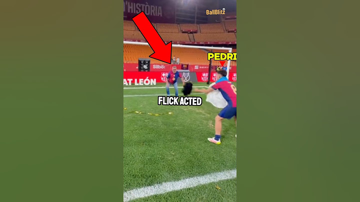 Pedri and Flick were wilding in Barça’s La Liga celebration.🤣💀